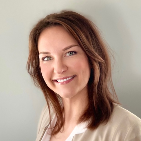 Meet your Posher, Alexandra l - Picture 1 of 1